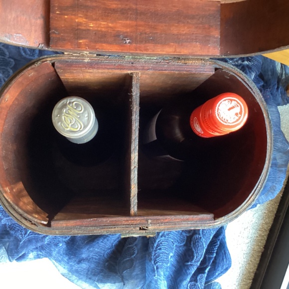 Unique Wine Caddy - Picture 8 of 8